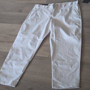 [New with tags] Lululemon Relaxed Tapered Trouser, Bone